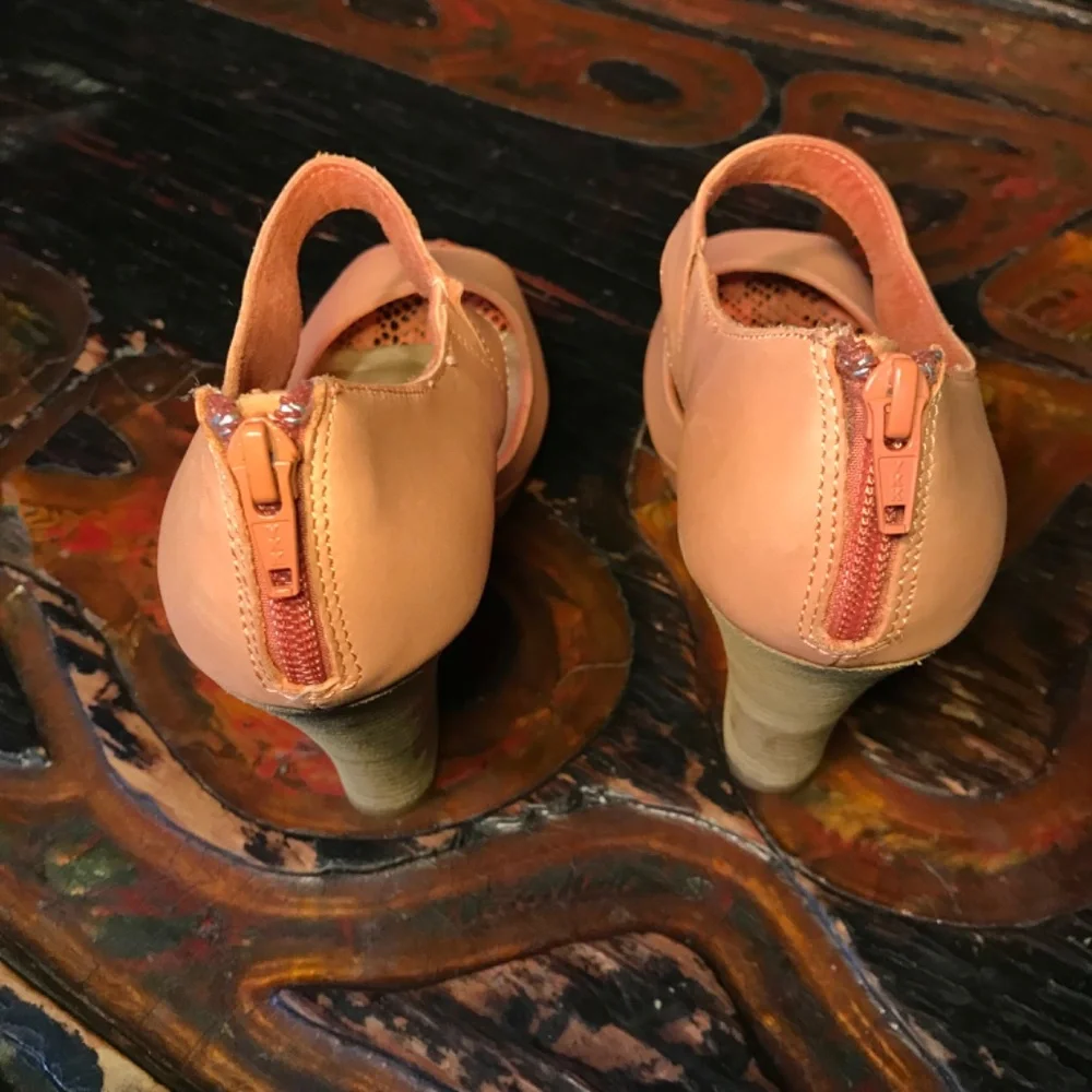 Seychelles Risky Business Leather Wedge Heels Platform - 7-1/2 NWOT